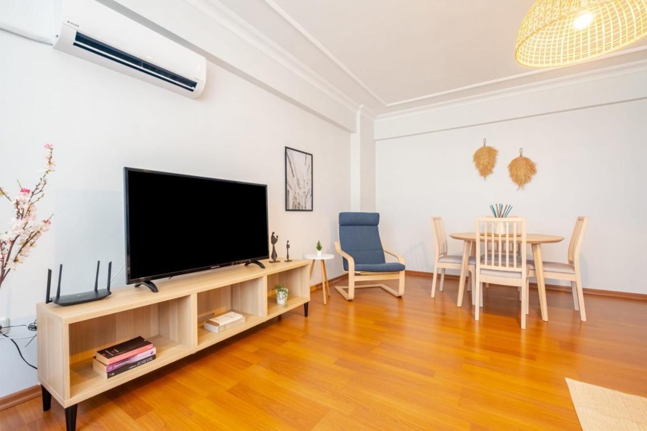 Splendid Flat With Central Location In Sisli Istanbul Exterior foto